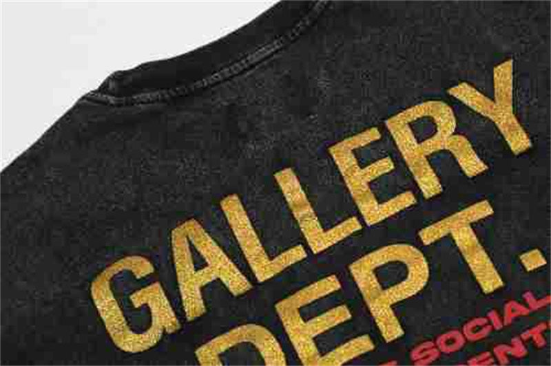 SOLO-GALLERY DEPT T-Shirt